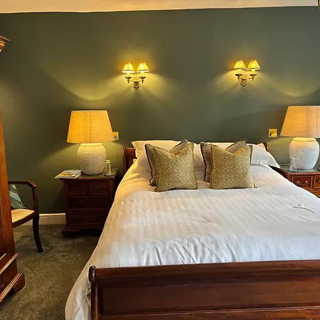 The Crown Hotel Roecliffe