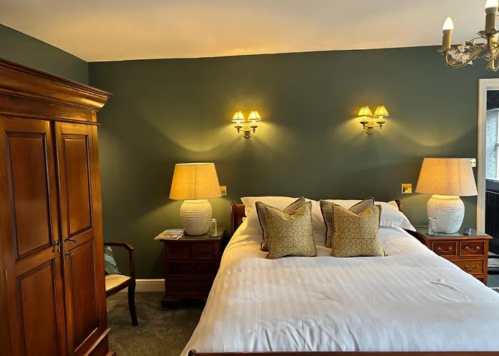 The Crown Hotel