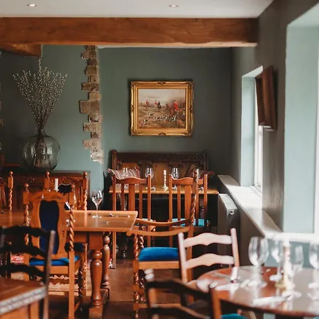The Crown Roecliffe Inn