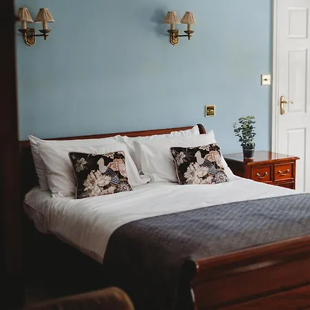 Inn The Crown Roecliffe