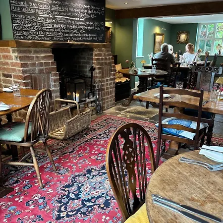 The Crown Roecliffe Roecliffe