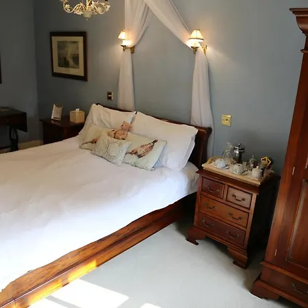 Inn The Crown Roecliffe